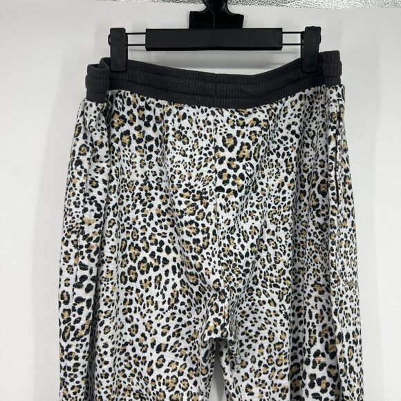 Secret Treasures Pajama Set Leopard Print Long Sleeve Jogger Top - Picture 6 of 14